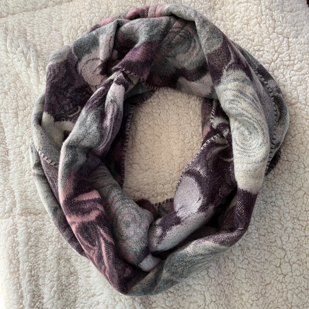 Soft Infinity Scarf, Euc!